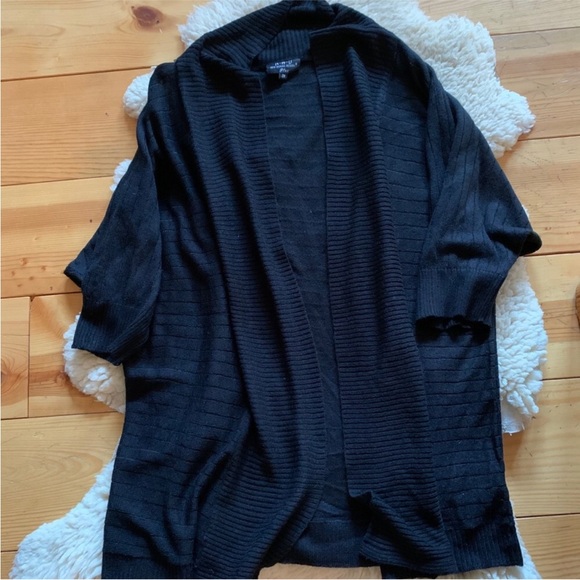 2/$40 New Woman Designs 2X, Black Cardigan - Picture 4 of 6
